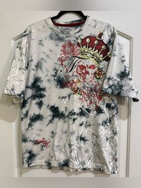 Ruthless Art Black & Gray Tie-Dye Skull Crown Graphic Tee